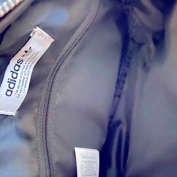 Adidas Originals Women’s MIni AIrliner Backpack Bag Silver Metallic - Picture 9 of 13